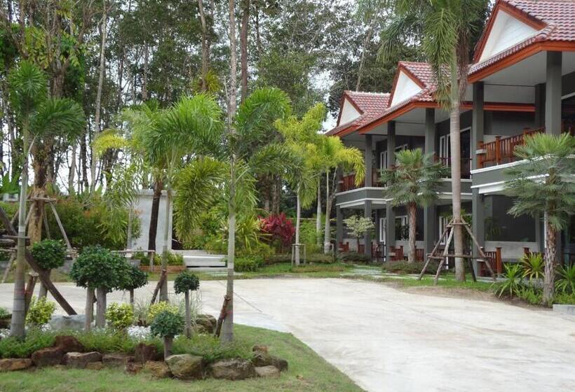 Номер Deluxe, Khaolak Yama Resort   Sha Plus