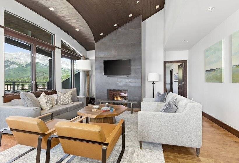 1침실 펜트하우스 아파트, Lumiere With Inspirato