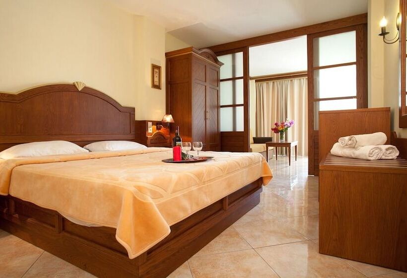 Семейный Номер, Toroni Blue Sea Hotel & Spa