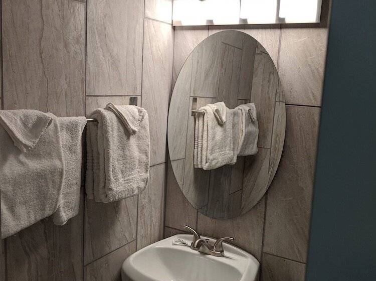 غرفة ديلوكس, Belle Aire Motel