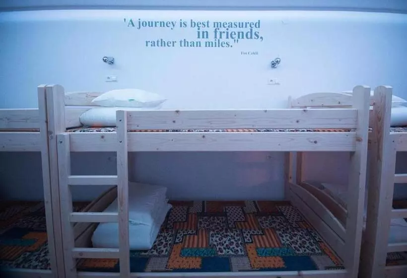 ルームシェアのワンベッド, Greg&tom Beer House Hostel