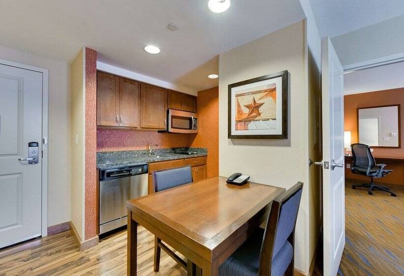 适合残疾人士使用的套间, Homewood Suites By Hilton Fort Worth   Medical Center, Tx