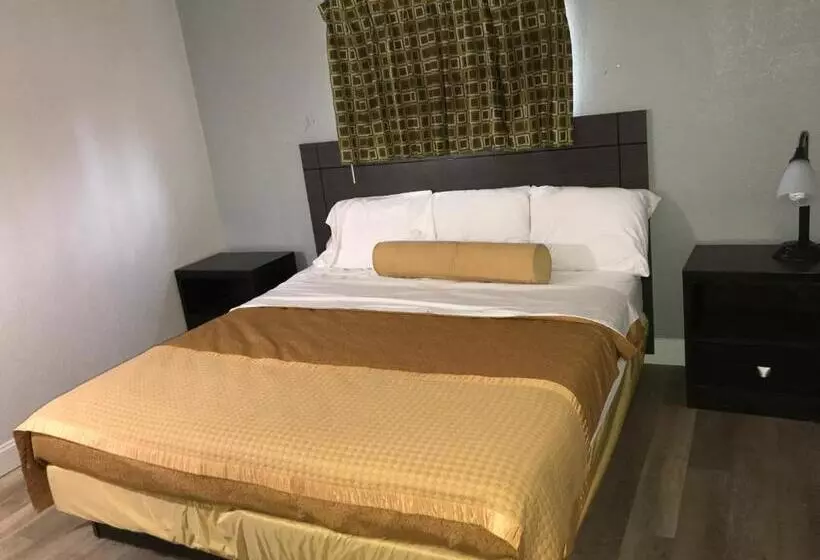 キングサイズベッドのスタンダードルーム, Belmont Inn & Suites Virginia Beach