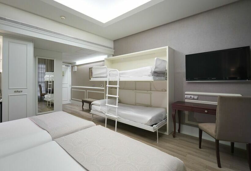 Семейный Номер, Catalonia Passeig de Gràcia 4* Sup