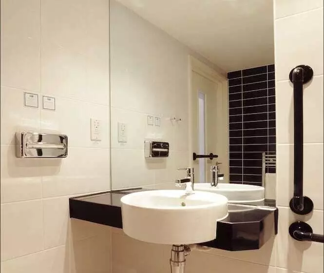 スタンダードルーム, Holiday Inn Express Birmingham   Snow Hill, An Ihg