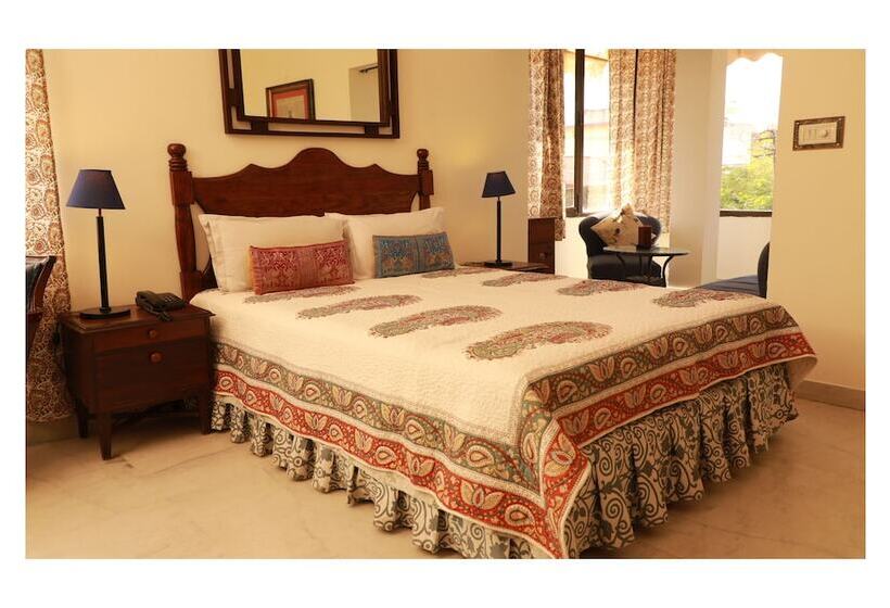 スイート, Kailrugji   A City Centre