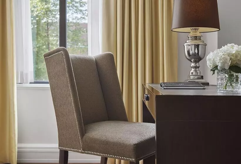 デラックスルーム, Rosewood Washington Dc