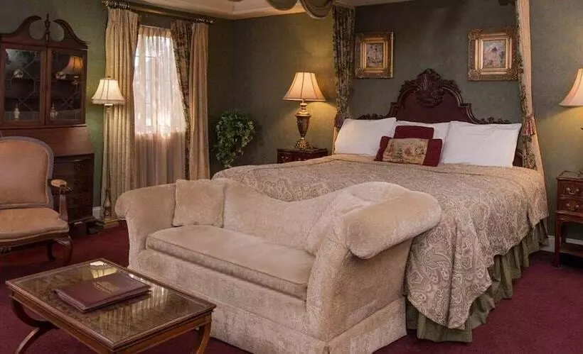 Sviitti, Red Coach Inn