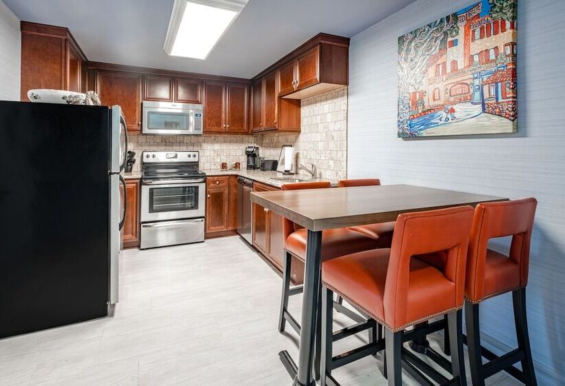 套房, Red Coach Inn