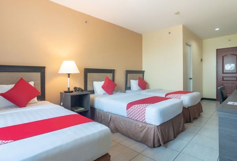 סוויטת סופריור, The Maxwell