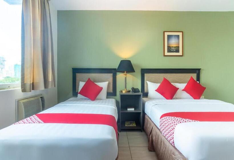 חדר משפתחתי סופריור, The Maxwell