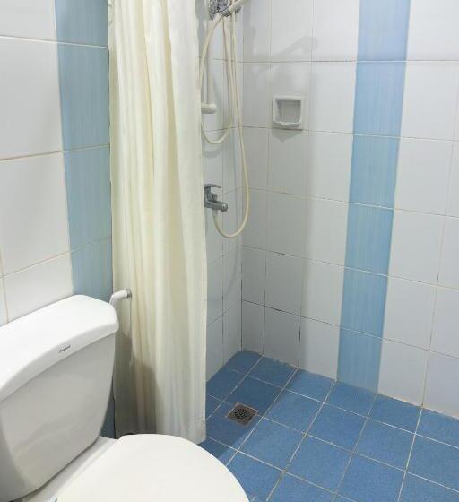 חדר סטנדרט יחיד, The Maxwell