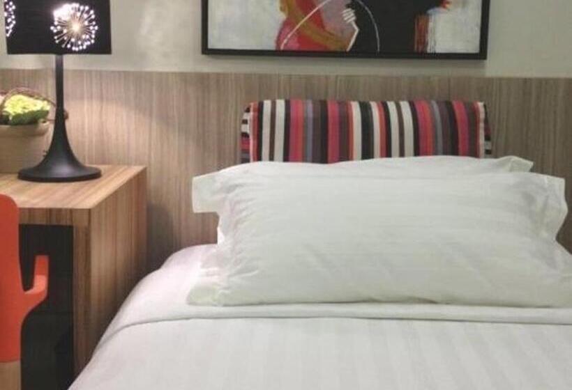 اتاق استاندارد یک نفره, Z Pad Residences