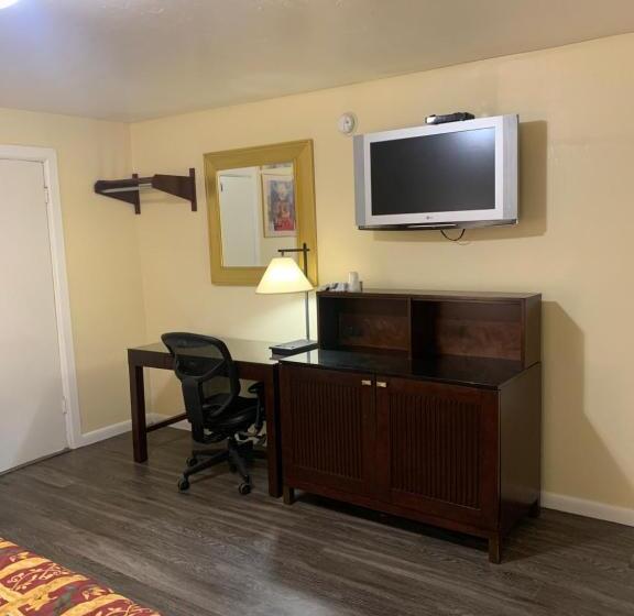 스위트 킹사이즈 침대, Relax Inn Of Medford