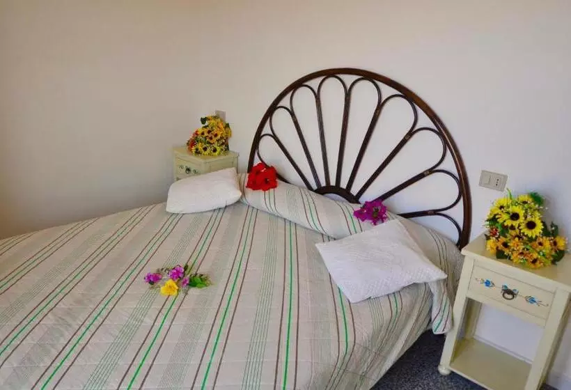 آپارتمان 1 خوابه با بالکن, Residence Le Onde