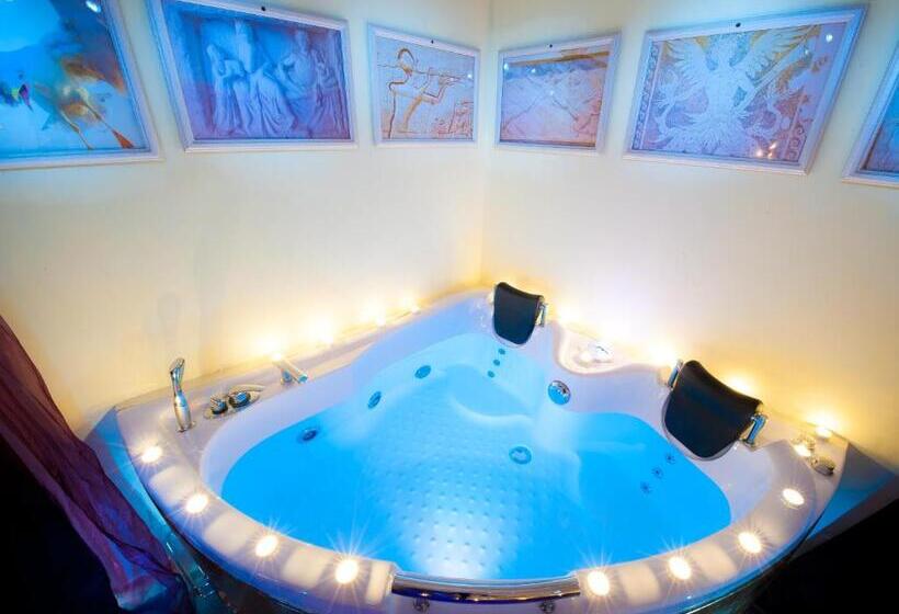 اتاق استاندارد با وان آب گرم, Castello Di Montalbano