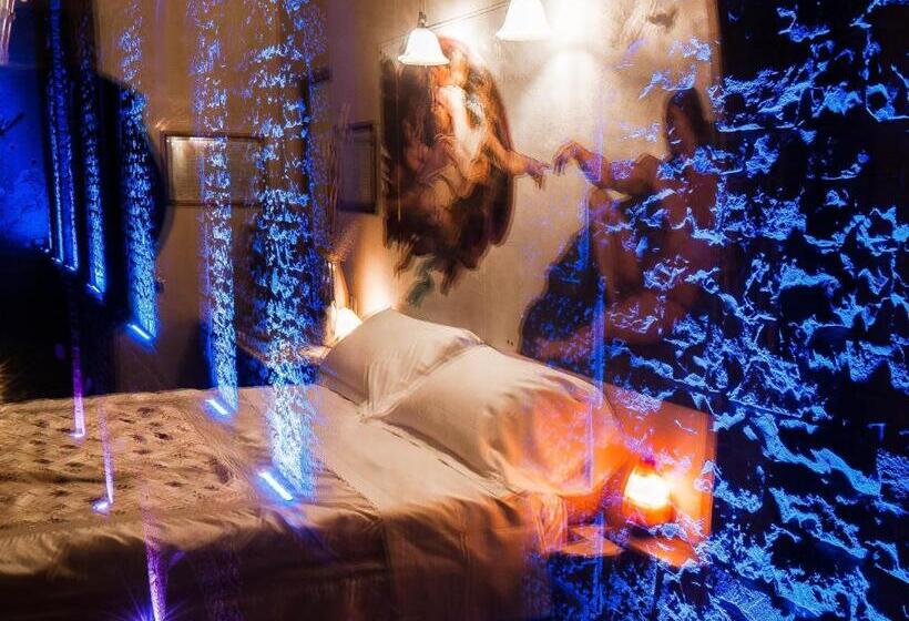 اتاق سوپریور با تخت بزرگ, Castello Di Montalbano