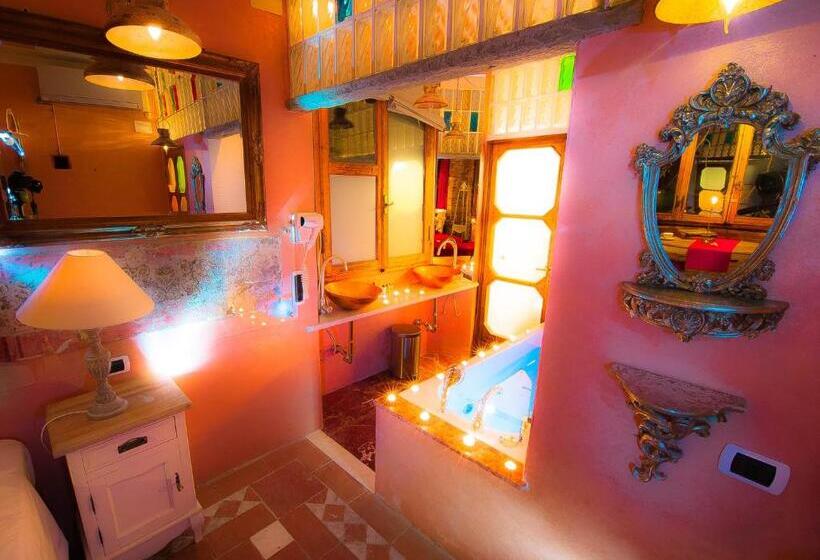 اتاق استاندارد با تخت بزرگ, Castello Di Montalbano