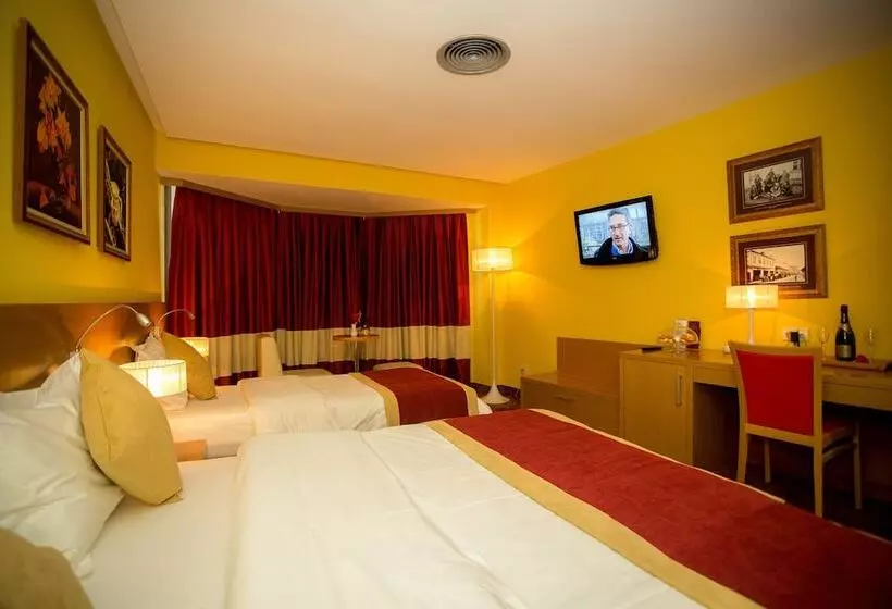 اتاق استاندارد سه نفره, Colosseo & Spa