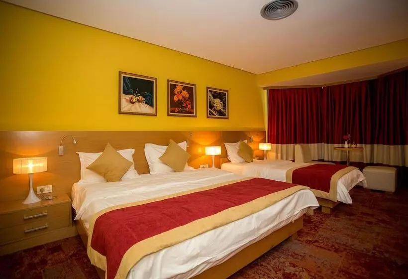 اتاق استاندارد سه نفره, Colosseo & Spa