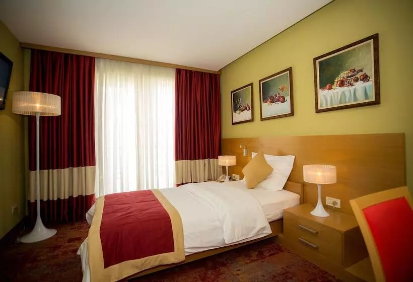 اتاق استاندارد یک نفره, Colosseo & Spa