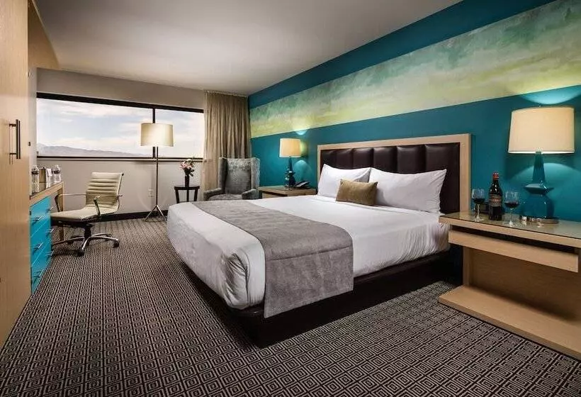 デラックスルーム, Downtown Grand Hotel & Casino