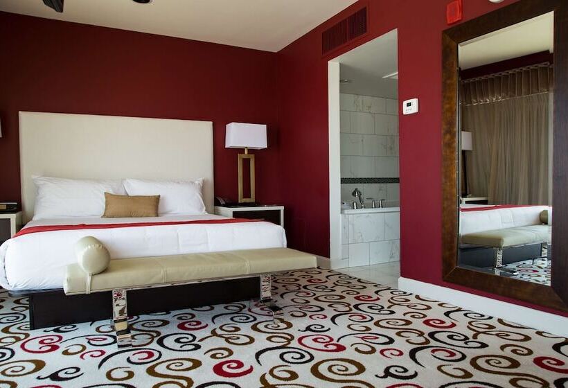 سوییت, Downtown Grand Hotel & Casino