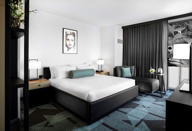 اتاق لوکس, Downtown Grand Hotel & Casino