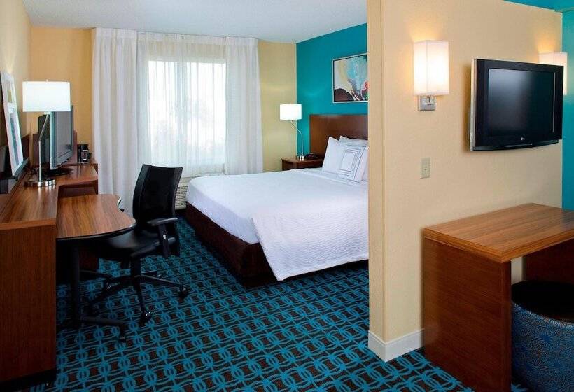 Family Suite, Fairfield Inn & Suites By Marriott Orlando Lake Buena Vista In The Marriott Village