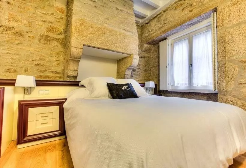 اتاق استاندارد, Montenegro Compostela