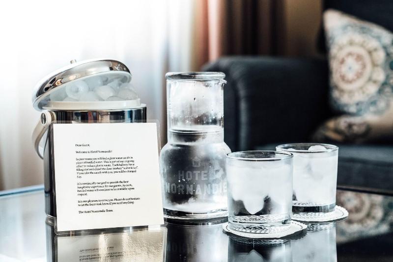 سوئیت با تخت بزرگ, Normandie