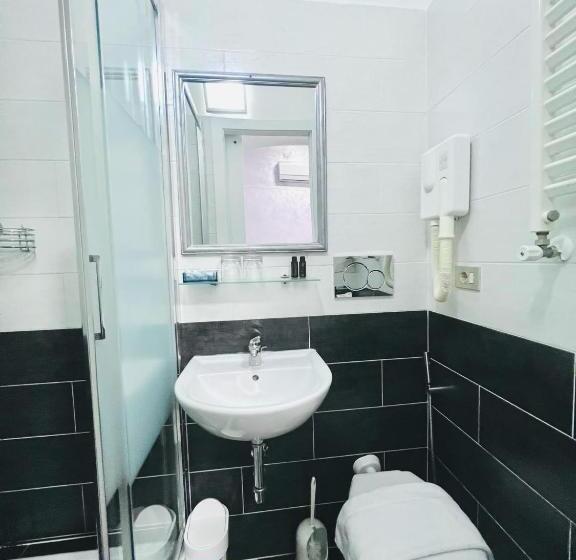 クラシックルーム, Pisa