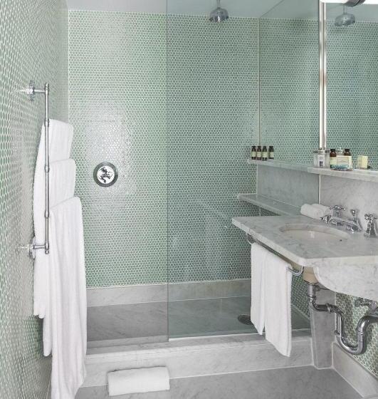 阁楼房, The Maritime