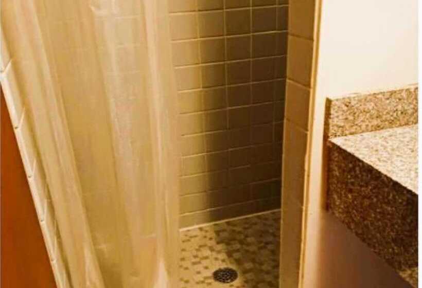 Номер Стандарт 2 Двуспальные Кровати, Holiday Lodge Virginia