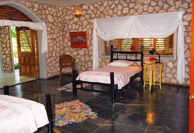 اتاق استاندارد, Jackies On The Reef