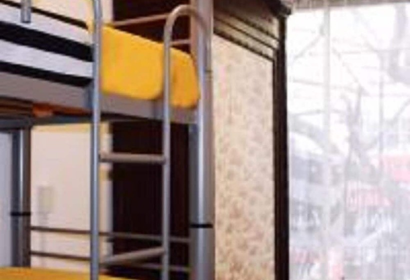 اتاق استاندارد با سرویس بهداشتی مشترک, Play Hostel Soho