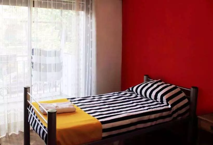 اتاق استاندارد با سرویس بهداشتی مشترک, Play Hostel Soho