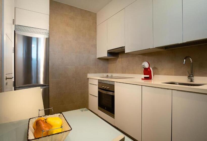 شقة غرفتين, Suites Puerto Sherry