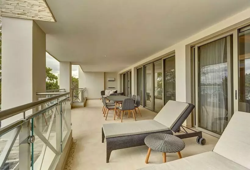 سوئیت دلوکس 3 خوابه, Royalton Negril, An Autograph Collection All Inclusive Resort