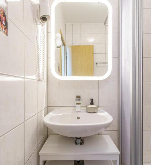 غرفة قياسية فردية, Kerkermeister Pension