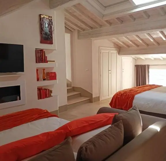 キングサイズベッドのデラックスルーム, Palazzo Pio Iii   Residenza D Epoca
