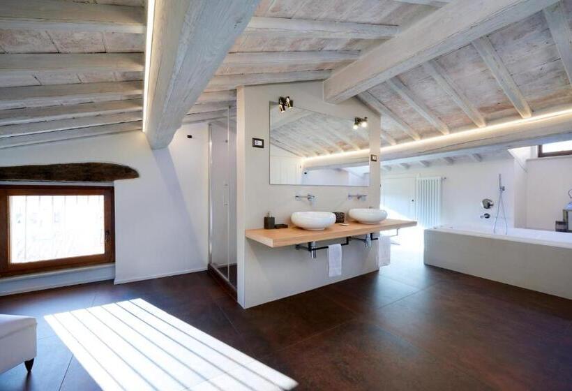 חדר דחוקס עם מיטת קינג, Palazzo Pio Iii   Residenza D Epoca