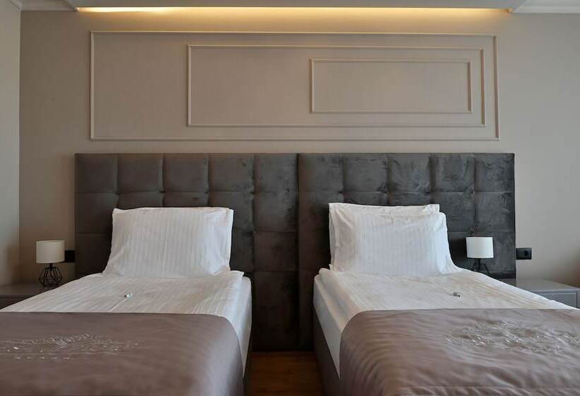 디럭스룸 공원 전망, Casa Di Fiore Spa And Medical Hotel, Mineral Pools & Private Beach