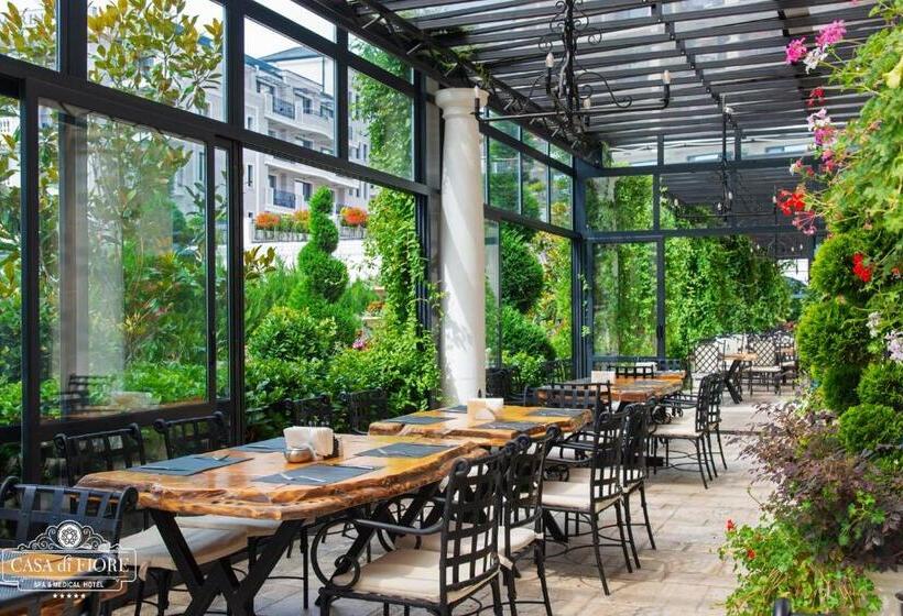디럭스룸 공원 전망, Casa Di Fiore Spa And Medical Hotel, Mineral Pools & Private Beach