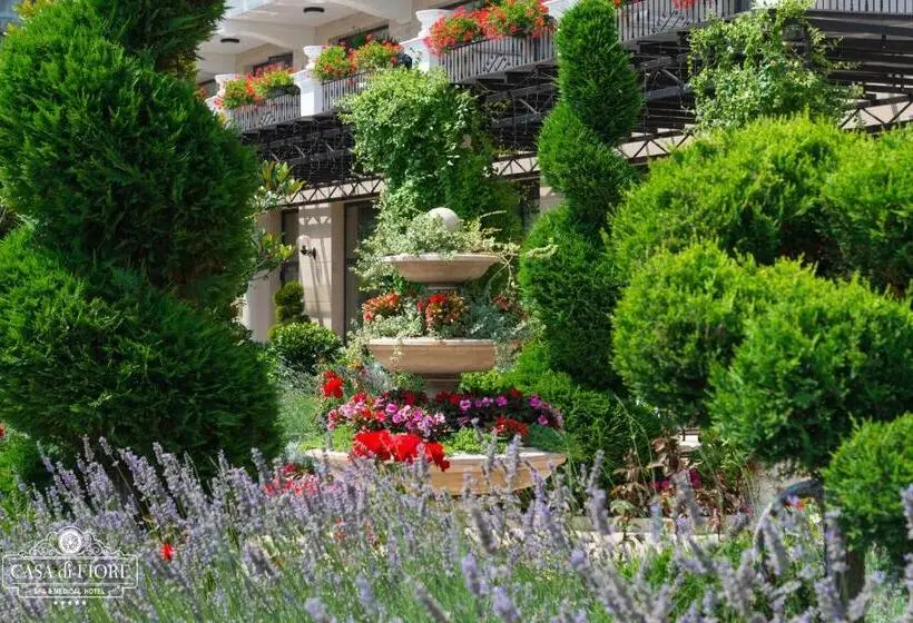 パークビューのデラックスルーム, Casa Di Fiore Spa And Medical Hotel, Mineral Pools & Private Beach