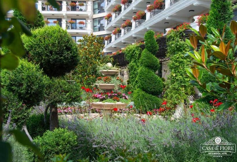 디럭스룸 공원 전망, Casa Di Fiore Spa And Medical Hotel, Mineral Pools & Private Beach