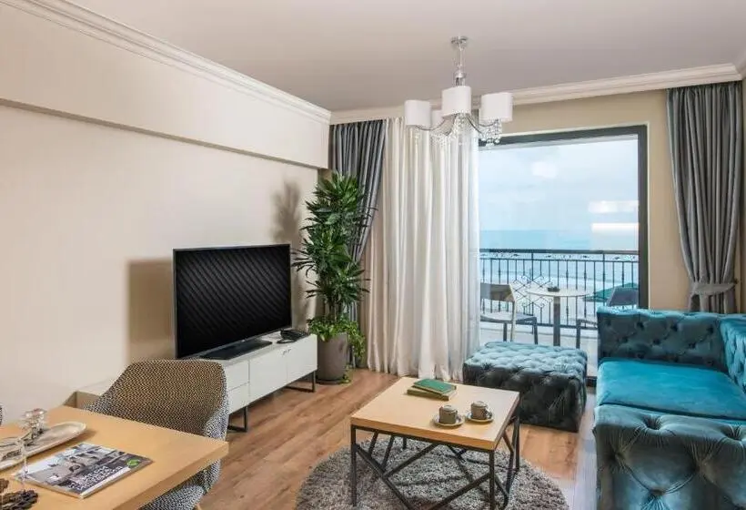 海の見える１ベッドルームアパートメント, Casa Di Fiore Spa And Medical Hotel, Mineral Pools & Private Beach