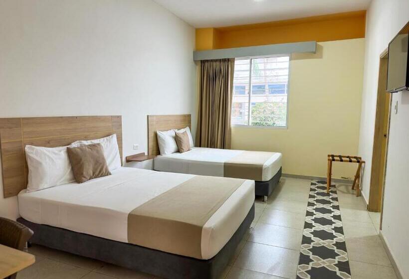 חדר סופריור לשלושה, Zamay Centro Historico