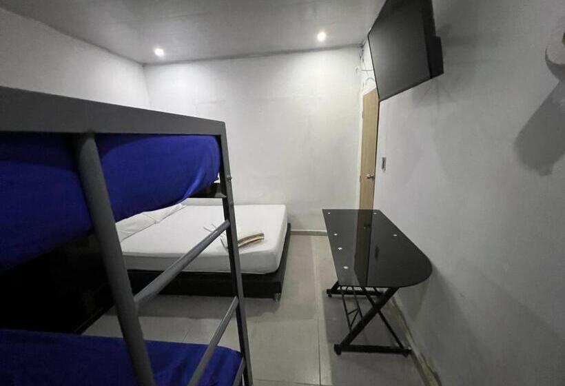 Quarto Familiar, Casa Alojamiento Las Acacias