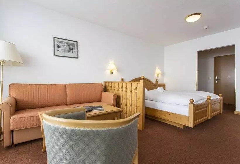 山の見えるジュニアスイート, All Inclusive Hotel Lohmann